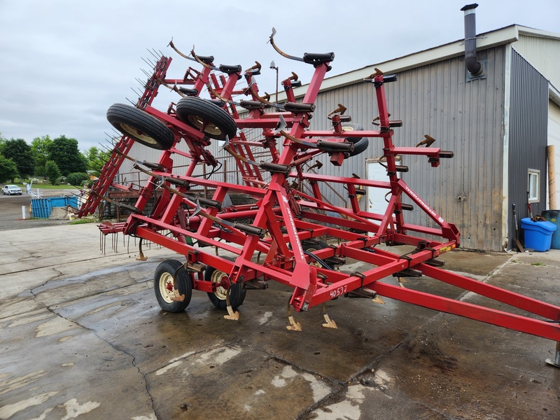 Cultivators  International 4600 Cultivator Photo