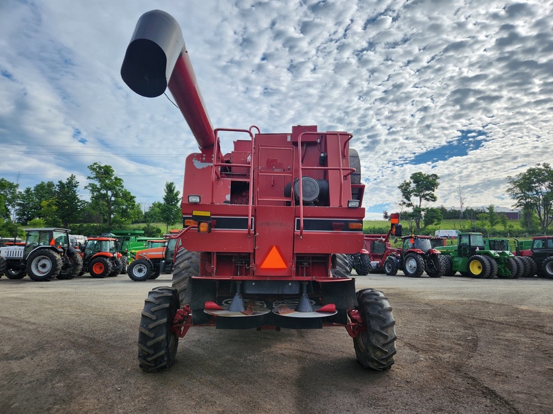 Combines & Harvesting Equipment  Case IH 2388 Combine  Photo