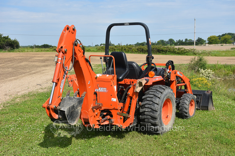 Tractors  2015 Kioti DS3510 Tractor with Loader Backhoe Photo
