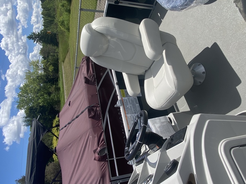 Boats  2024 Sylvan Mirage 818 Fish w Yamaha 40HP Photo