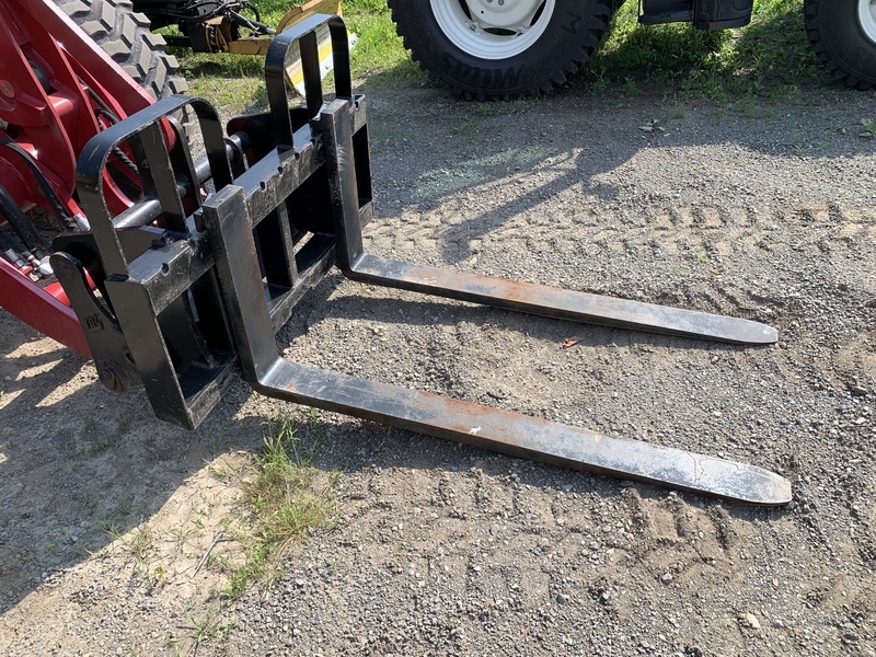 HLA 7500 lbs 60” tine pallet forks for ISO/244J Qtach 