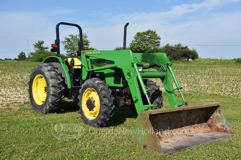 Tractors  2002 John Deere 5320 Loader Tractor Photo