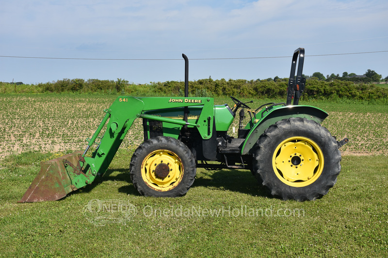 Tractors  2002 John Deere 5320 Loader Tractor Photo