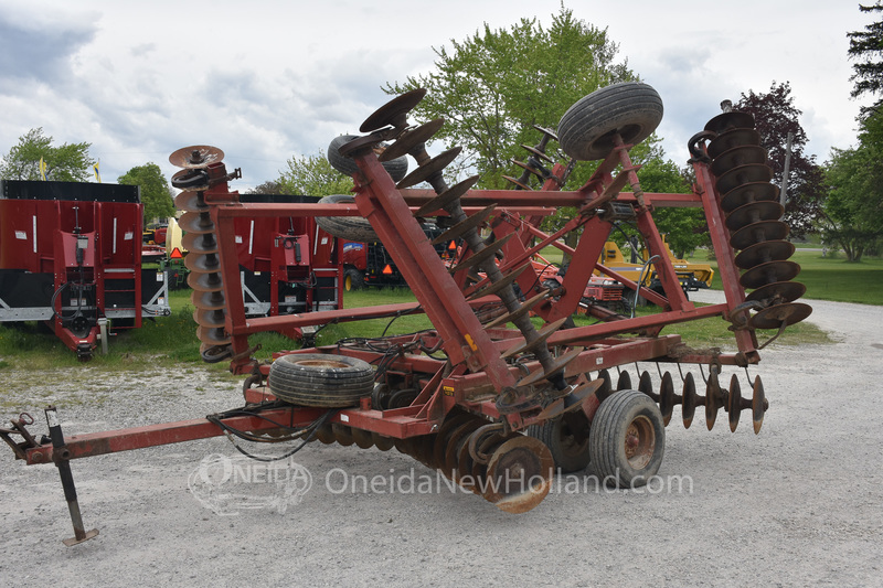 Tillage  Case IH 496 Tandem Disc Photo