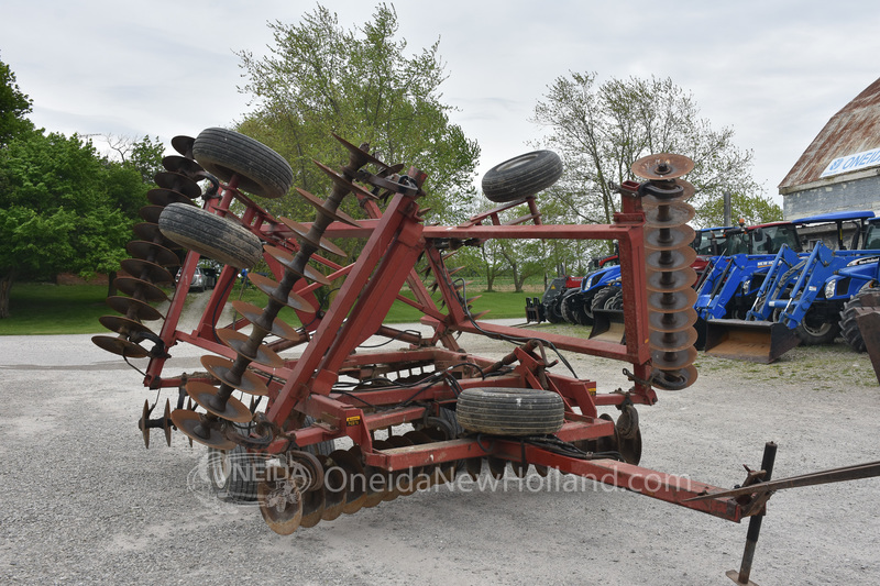 Tillage  Case IH 496 Tandem Disc Photo