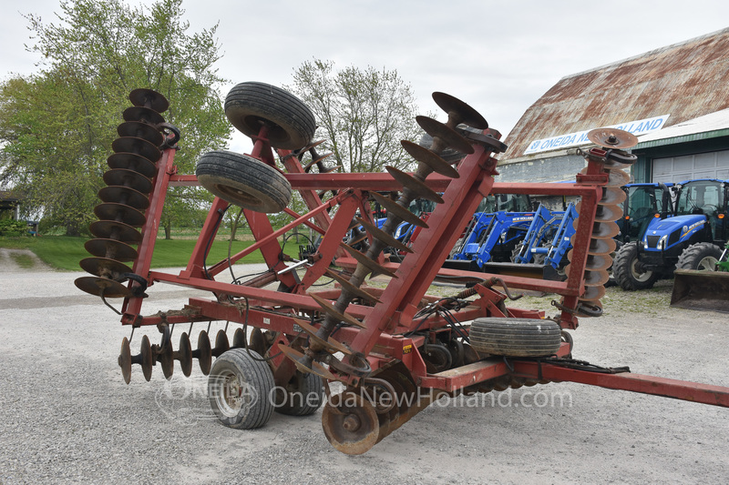 Tillage  Case IH 496 Tandem Disc Photo