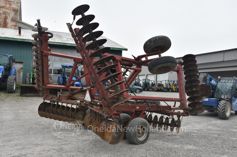 Tillage  Case IH 496 Tandem Disc Photo