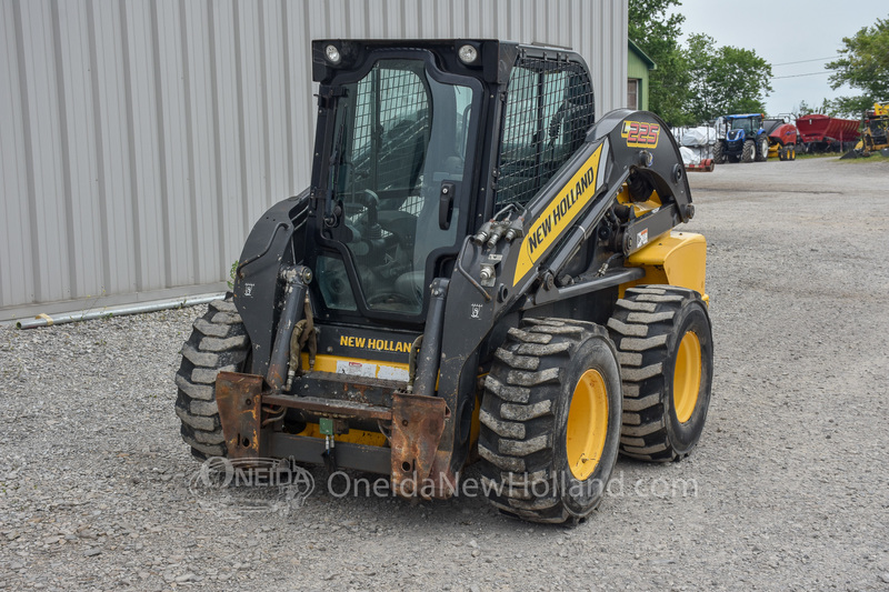 Skidsteers & Track Loaders  2012 New Holland L225 SkidSteer Photo