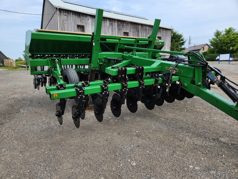 Planting Equipment  Great Plains 1500 No-Till Drill  Photo