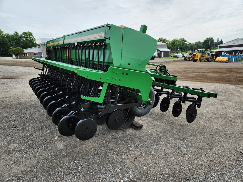 Planting Equipment  Great Plains 1500 No-Till Drill  Photo