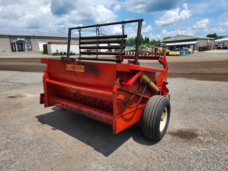 Rock Pickers and Rock Rakes  Leon 320 Rock Picker Photo