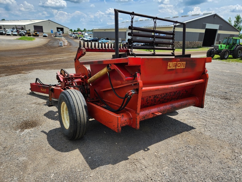 Rock Pickers and Rock Rakes  Leon 320 Rock Picker Photo