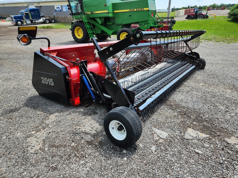 Combines & Harvesting Equipment  Case IH 2015 Pickup Head Photo