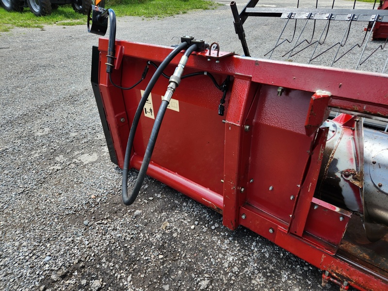 Combines & Harvesting Equipment  Case IH 2015 Pickup Head Photo