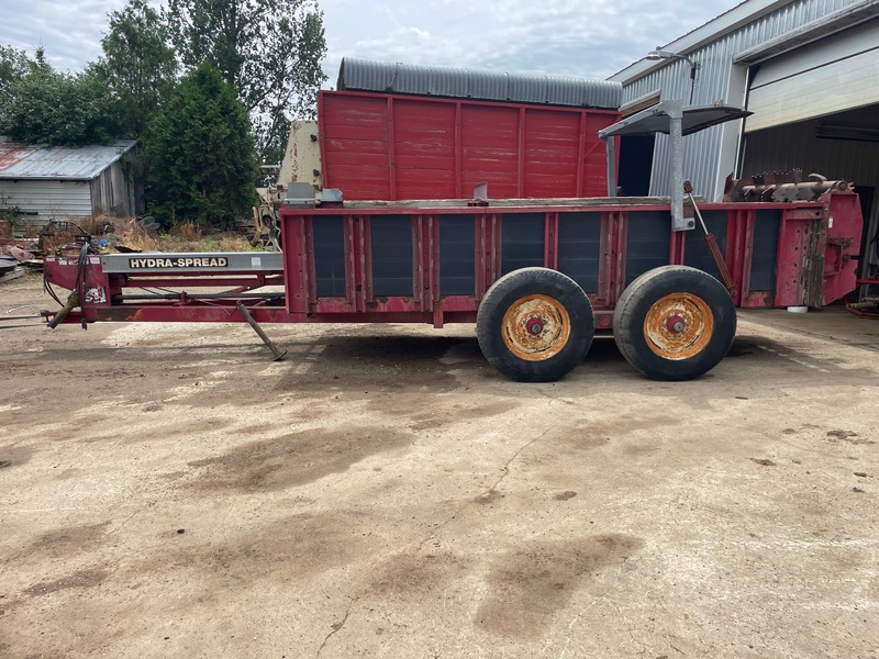 Manure Equipment  Hagedorn 275 Hydra-Spread Manure Spreader Photo