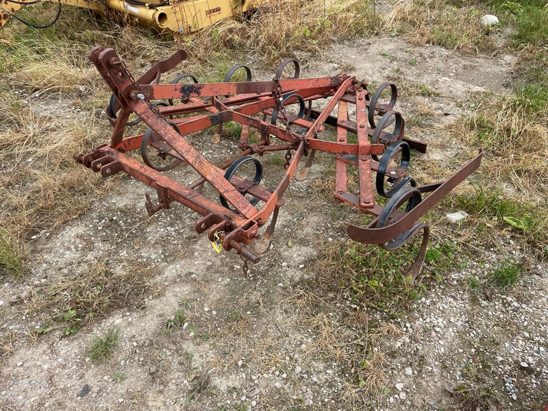 Tillage - Cultivators  Adjustable Width Cultivator | 3pth Photo