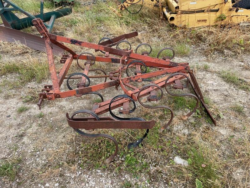 Tillage - Cultivators  Adjustable Width Cultivator | 3pth Photo