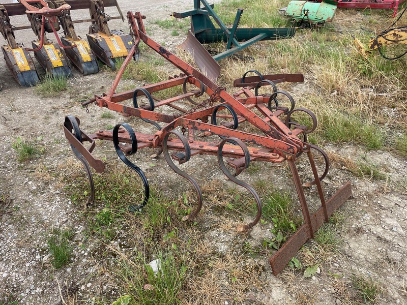 Tillage - Cultivators  Adjustable Width Cultivator | 3pth Photo