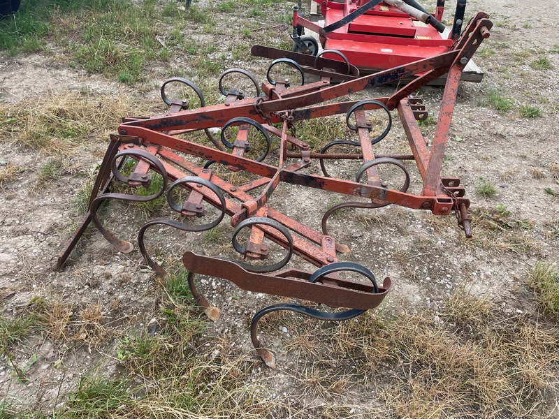 Tillage - Cultivators  Adjustable Width Cultivator | 3pth Photo