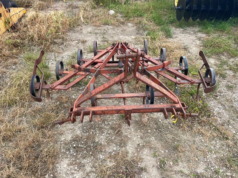 Tillage - Cultivators  Adjustable Width Cultivator | 3pth Photo