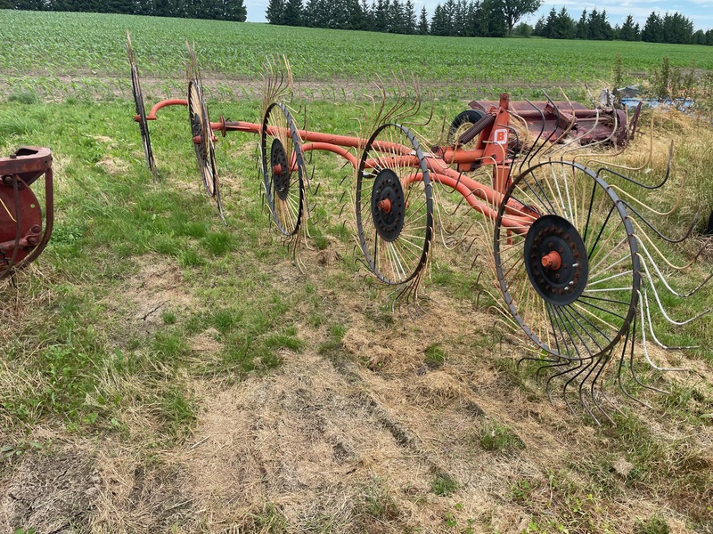 Hay/Forage/Livestock  Befco 5 Wheel Rake Photo