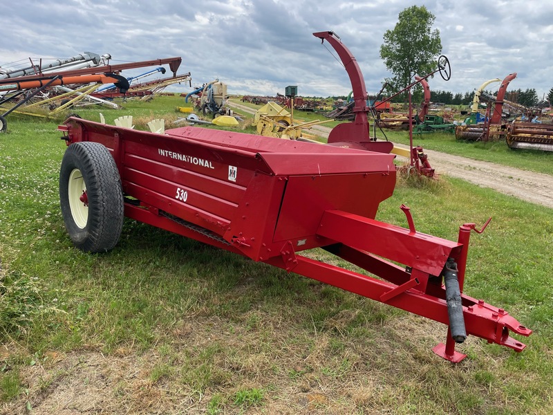 International Harvester 530 Manure Spreader