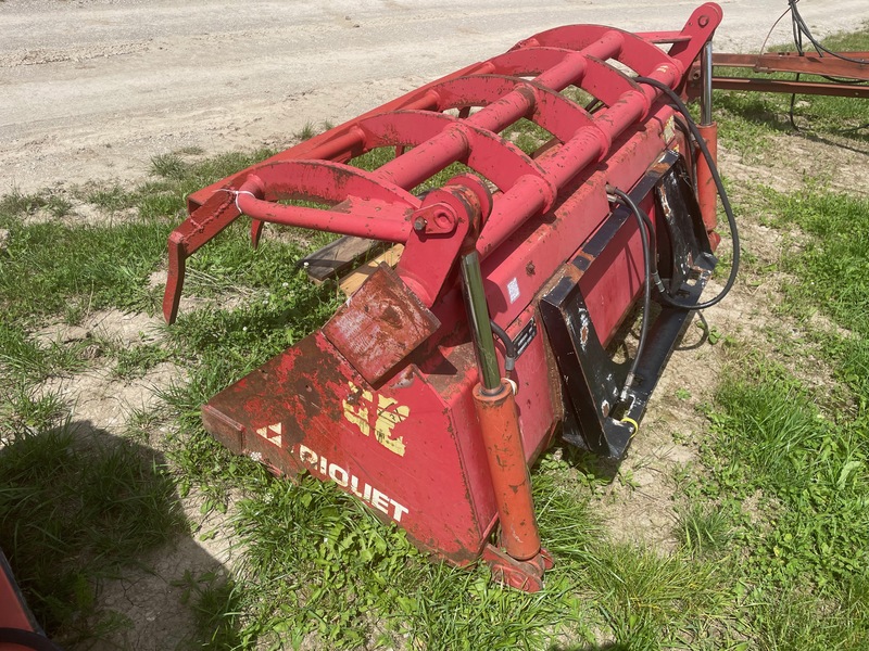 Attachments  Trioliet Bucket Grapple 6.5ft - Quick Attach & Skid Steer Photo