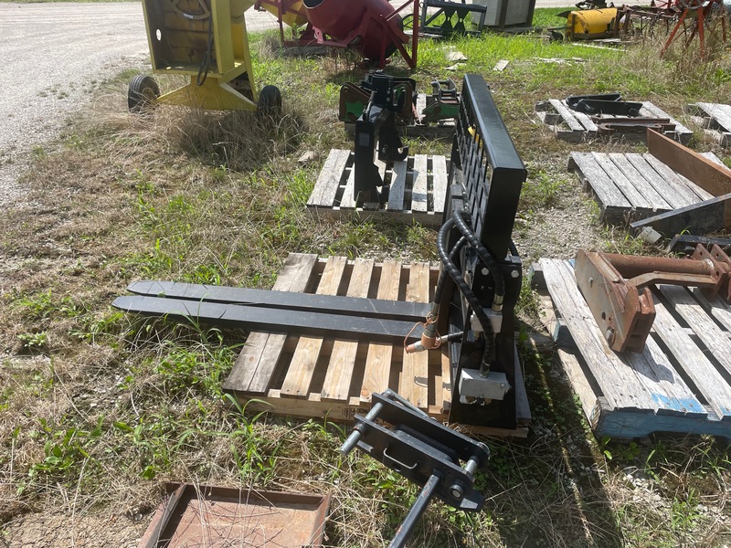 Attachments  Hydraulic Shift Pallet Forks - Skid Steer & Quick Attach Photo