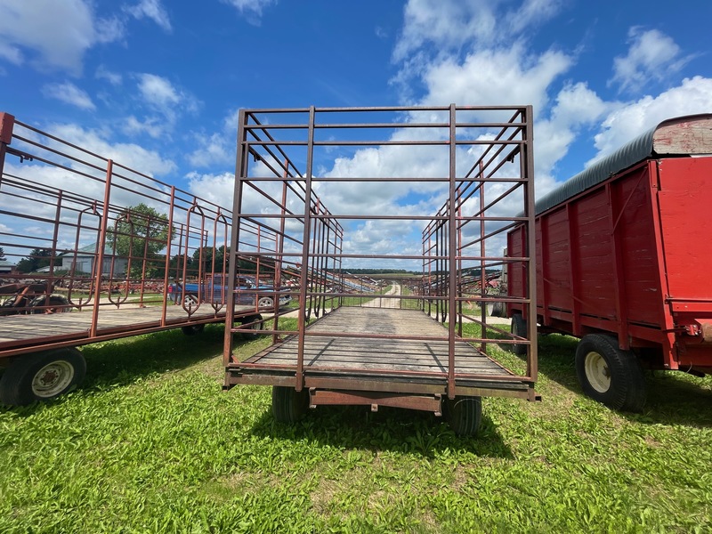 Wagons  Bale Thrower Wagons - 8ft x 20ft Photo