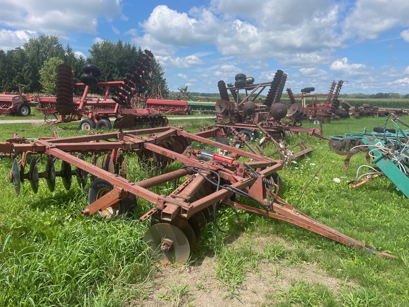 Tillage - Discs  Massey Ferguson 520 Disc - 9ft Photo