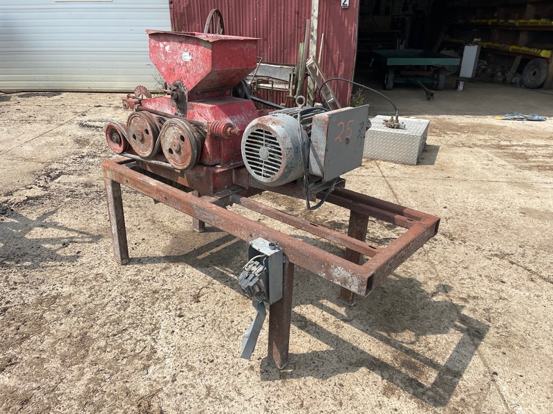 Miscellaneous  10" Electric Roller Mill Photo