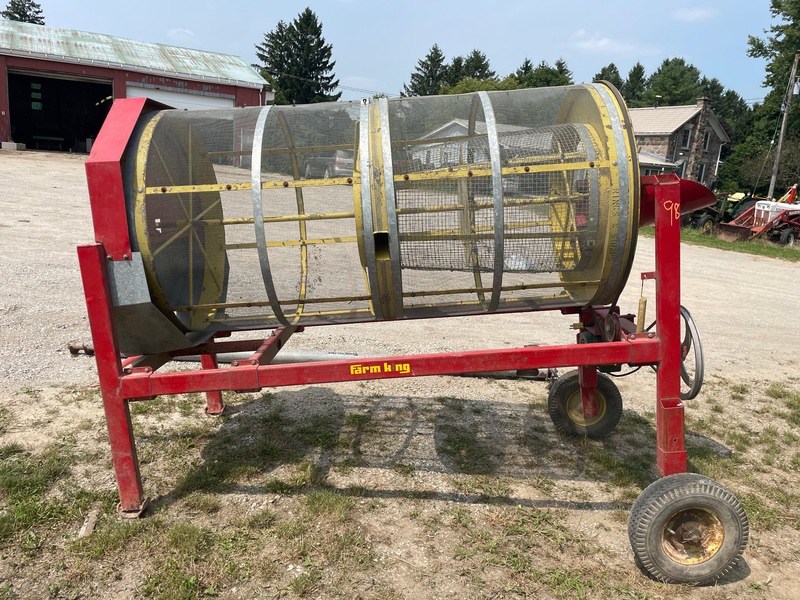 Grain Handling  Farm King 2 Stage Electric Grain Cleaner | With Fill Auger Photo