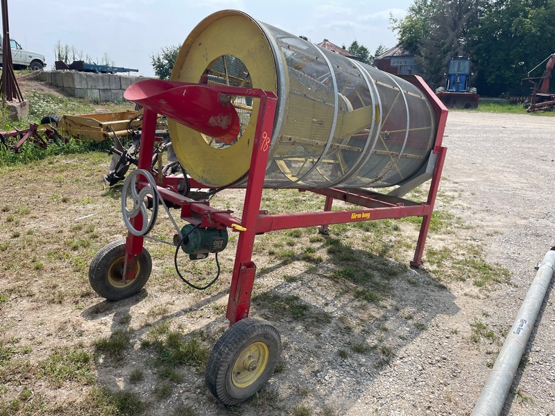 Grain Handling  Farm King 2 Stage Electric Grain Cleaner | With Fill Auger Photo