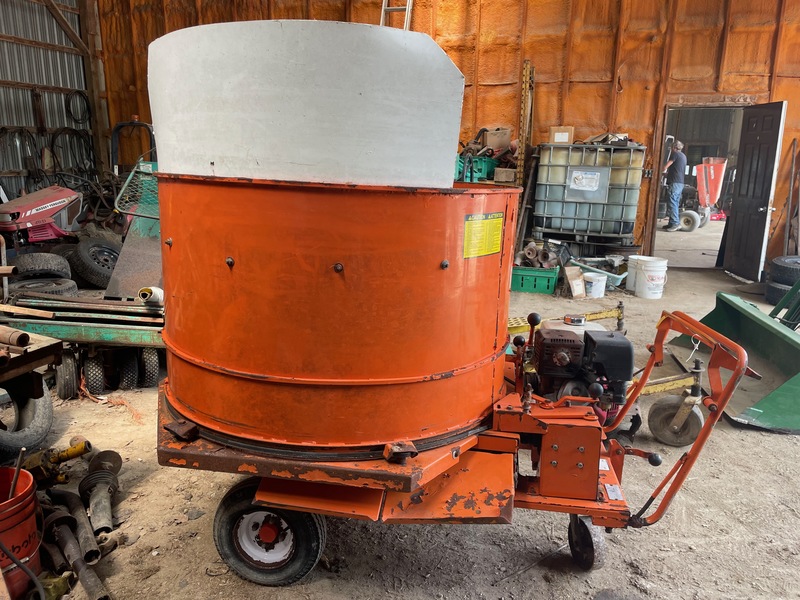 Hay/Forage/Livestock  Valmetal Bale Chopper (Self Drive) | Small rounds or Square Bales Photo