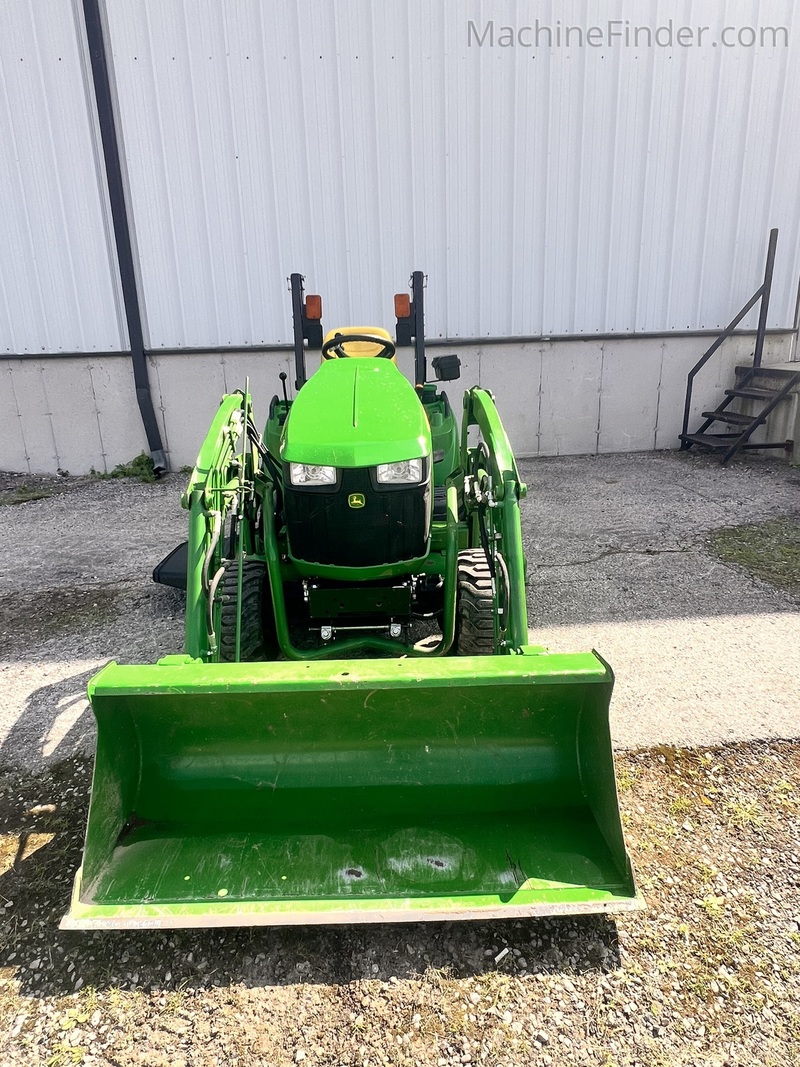 Tractors  2018 John Deere 1023E Compact Utility Tractor Photo