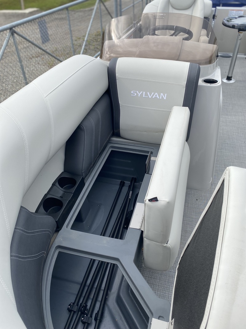 Boats  2024 Sylvan Mirage 820 LZ  Pontoon Boat Photo