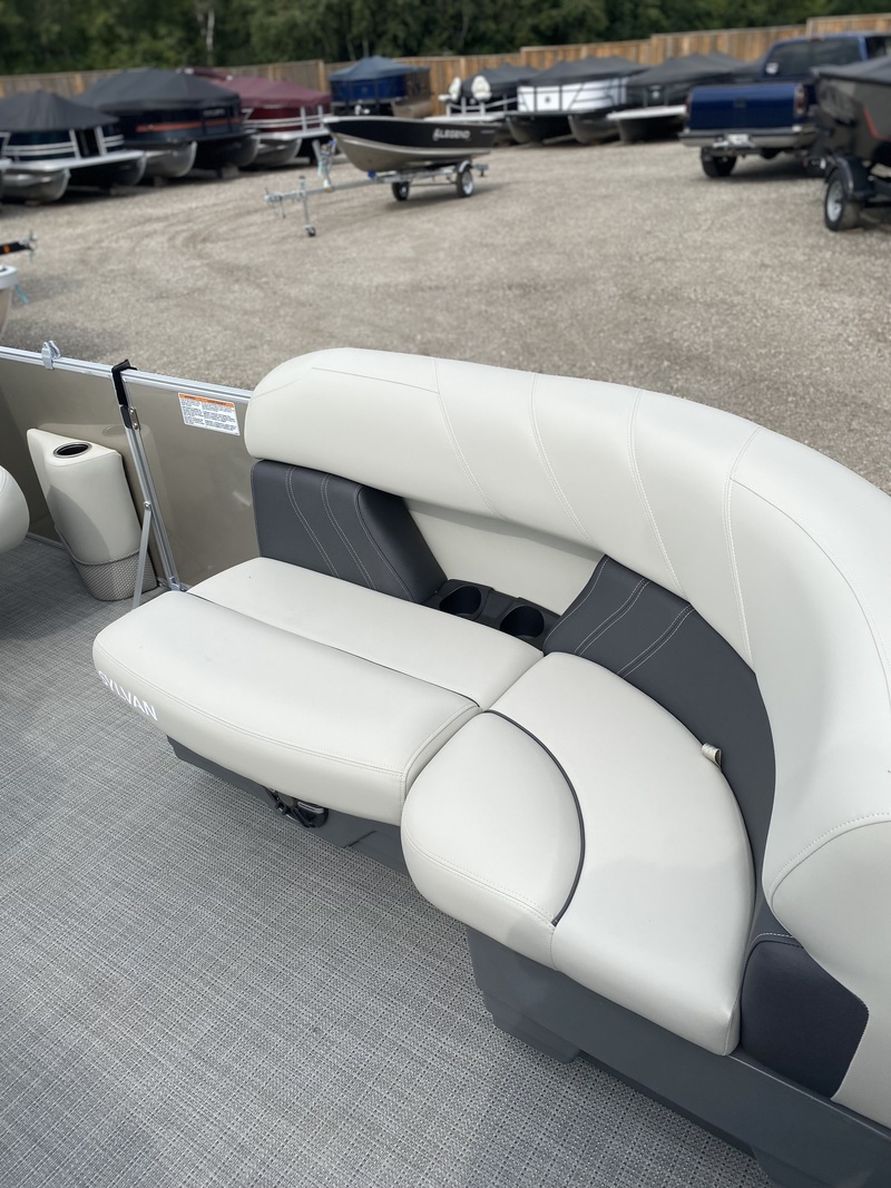 Boats  2024 Sylvan Mirage 820 LZ  Pontoon Boat Photo