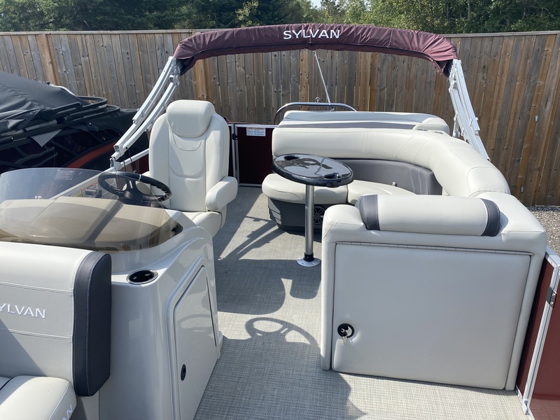 Boats  2024 Sylvan Mirage 820 Cruise w Yamaha T50 High Thrust Photo