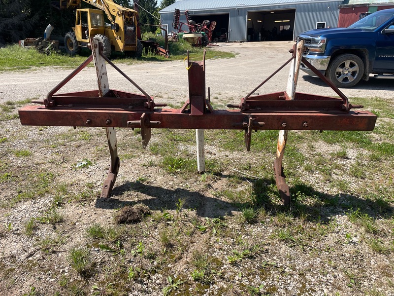 Tillage - Cultivators  2 Shank Ripper - 3pth Photo