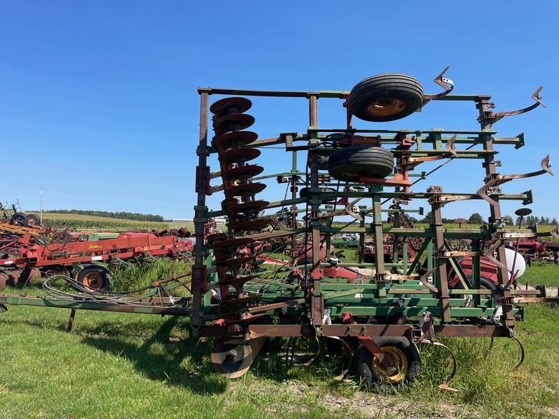 Tillage - Harrow  Glencoe Soil Finisher - 30ft Photo