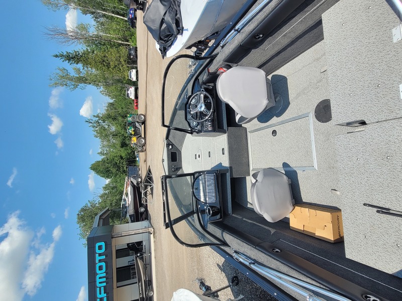 Boats  2023 Legend 18 XTR with Merc 90 ELPT Photo