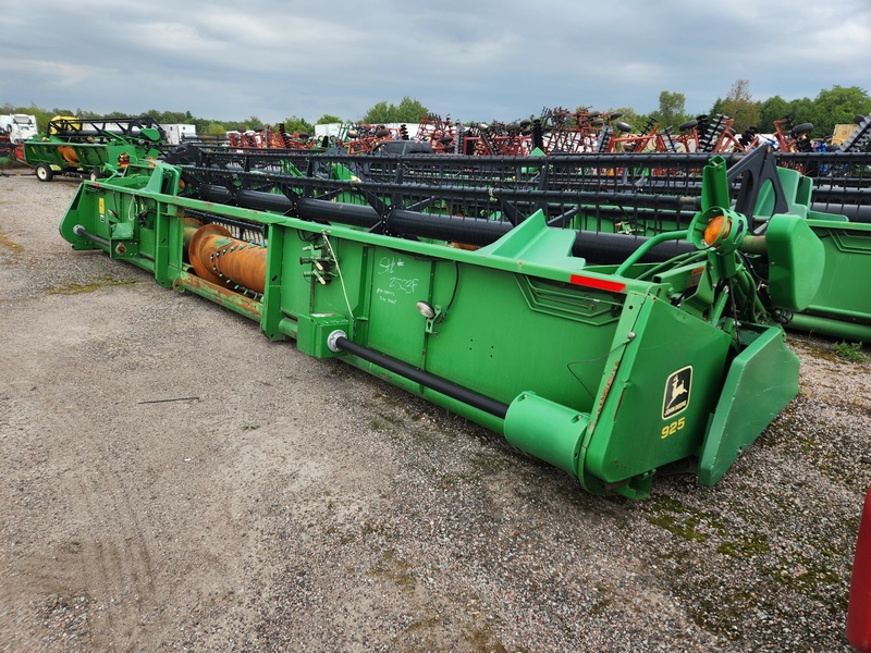 Flex Head  John Deere 925 Flex Head  Photo