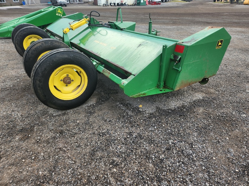 Mowers  John Deere 27 Stock Chopper Photo