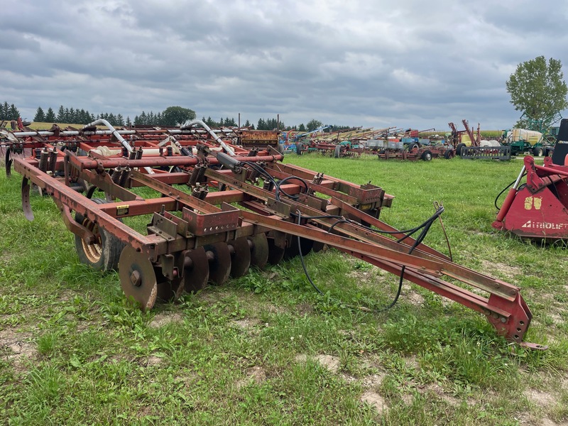 Tillage - Plows  International Harvester Disc Chisel Plow - 10ft Photo