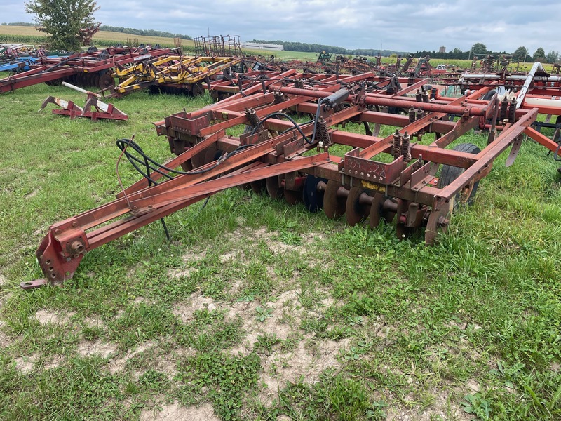 Tillage - Plows  International Harvester Disc Chisel Plow - 10ft Photo