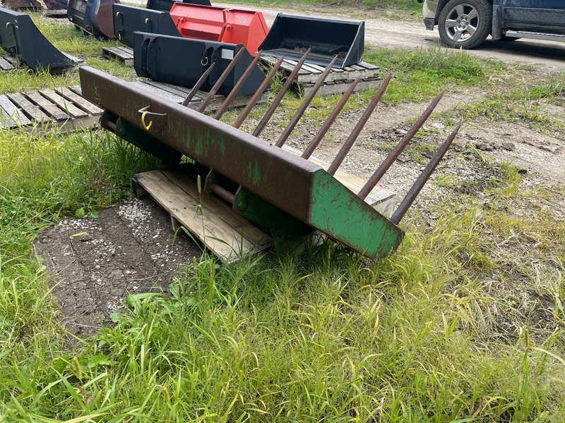 Attachments  John Deere 6.5ft Manure Fork - Quick Attach Photo