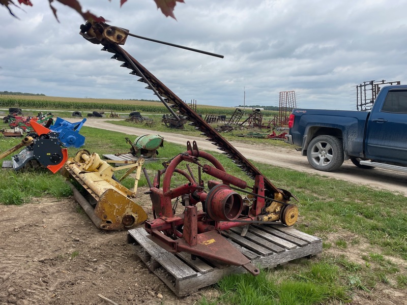 Tillage - Other  New Holland 450 Belt Drive Sickle Mower Photo