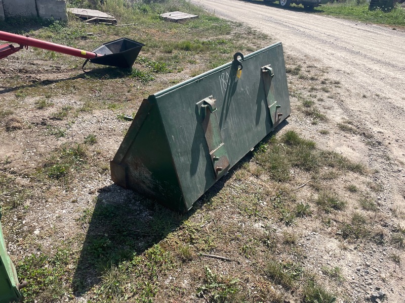 Attachments  78" John Deere Bucket - Quick Attach Photo