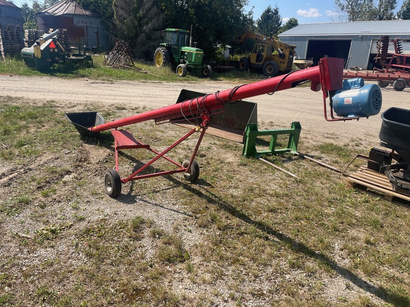 Grain Handling  Farm King Transfer Auger - 4" x 16ft Photo