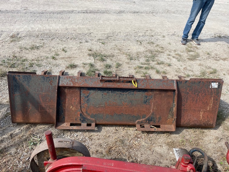 Attachments  7ft Tooth Bucket - Skid Steer + Quick Attach Photo